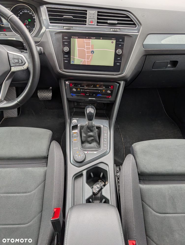 Volkswagen Tiguan 2.0 TDI SCR 4Mot Life DSG - 22