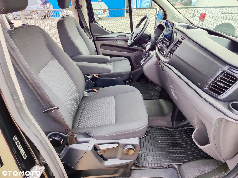 Ford Transit Custom - 11