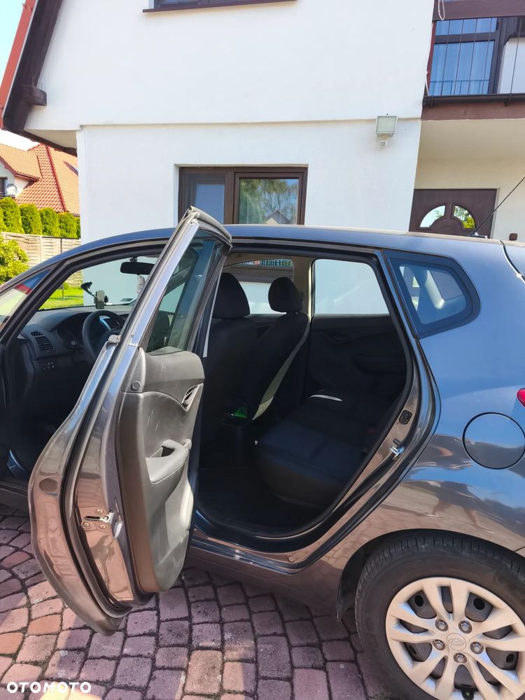 Hyundai ix20 1.4 CRDi BlueDrive Comfort - 2