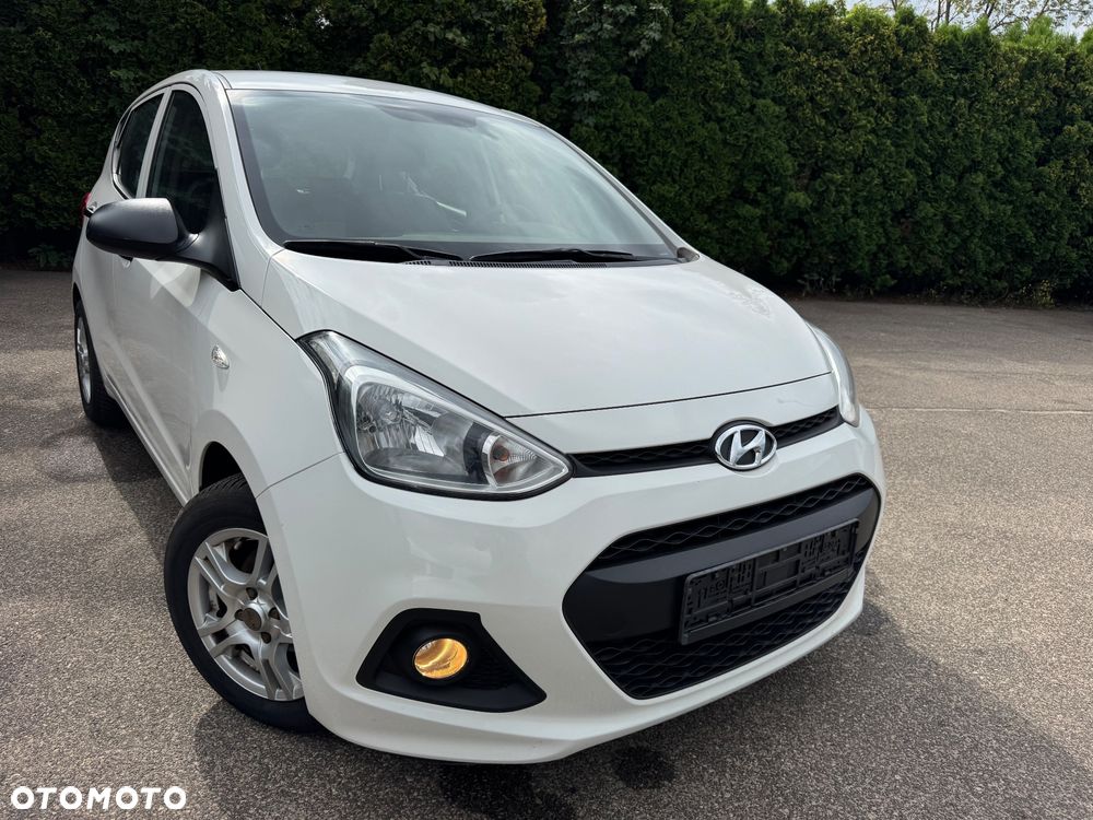 Hyundai i20 1.1 CRDi YES Silver - 1