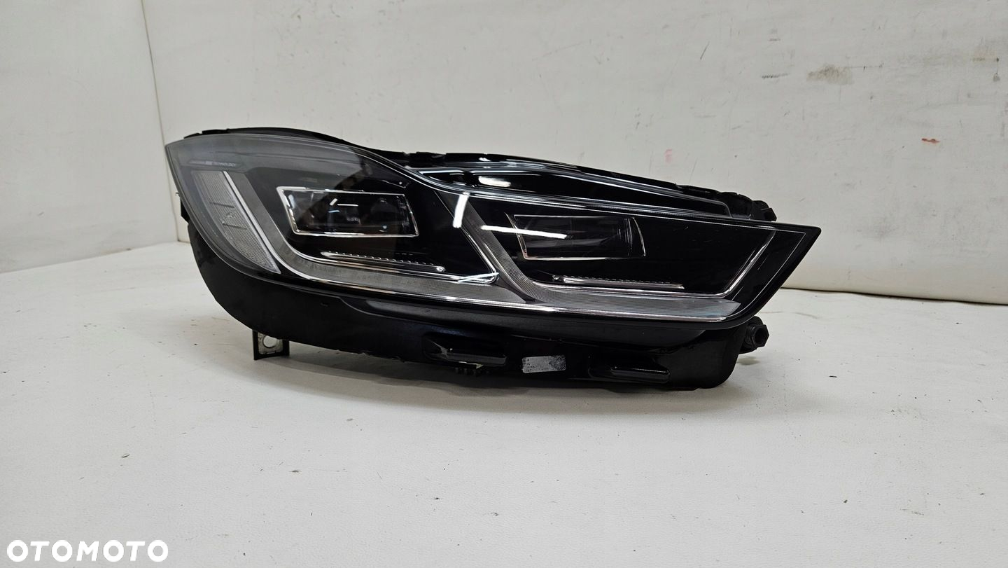 LAMPA PRAWA PRZÓD JAGUAR I-PACE X590 HIGH J9D3 - 5