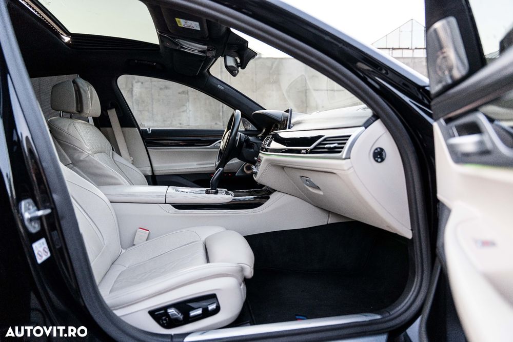 BMW Seria 7 750i xDrive - 20