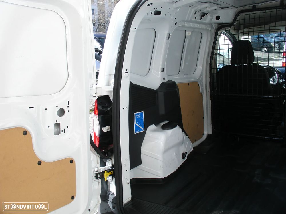 Ford transit courier - 8