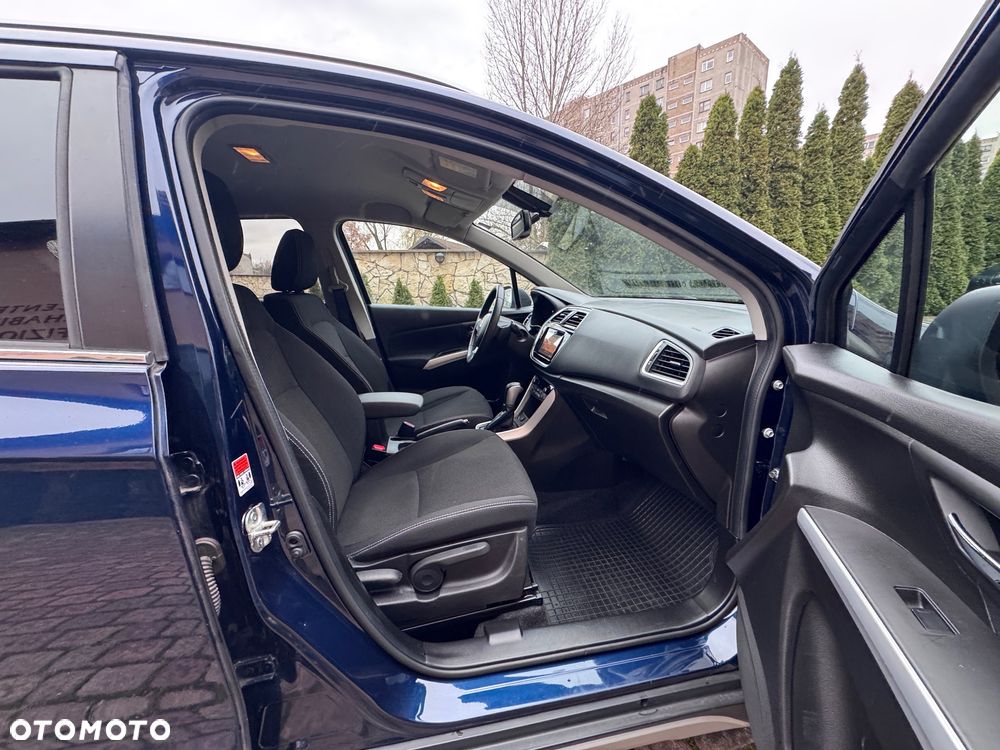 Suzuki SX4 S-Cross 1.0 T Premium 4WD - 23