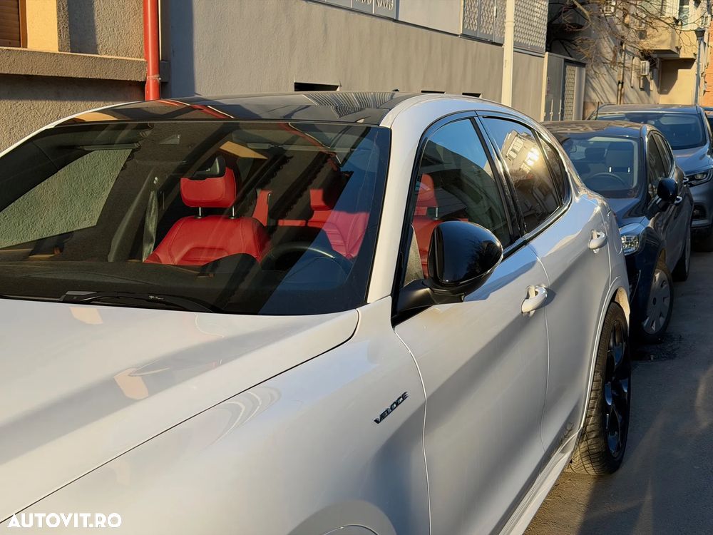 Alfa Romeo Stelvio 2.2 16V AT8 Q4 Veloce - 11