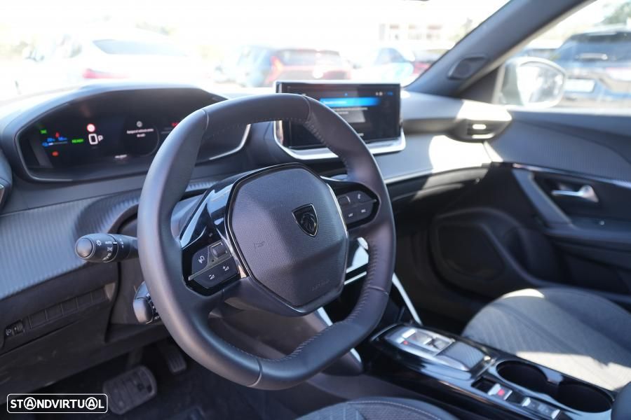 Peugeot e-2008 54 kWh Allure - 7