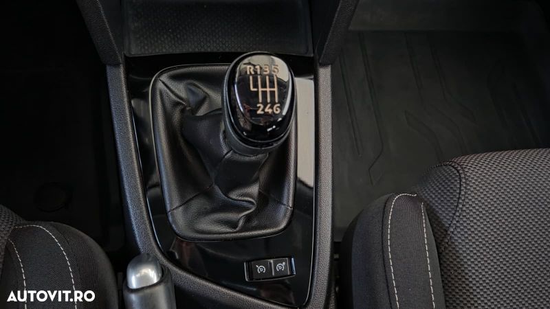 Renault Megane TCe Business - 16