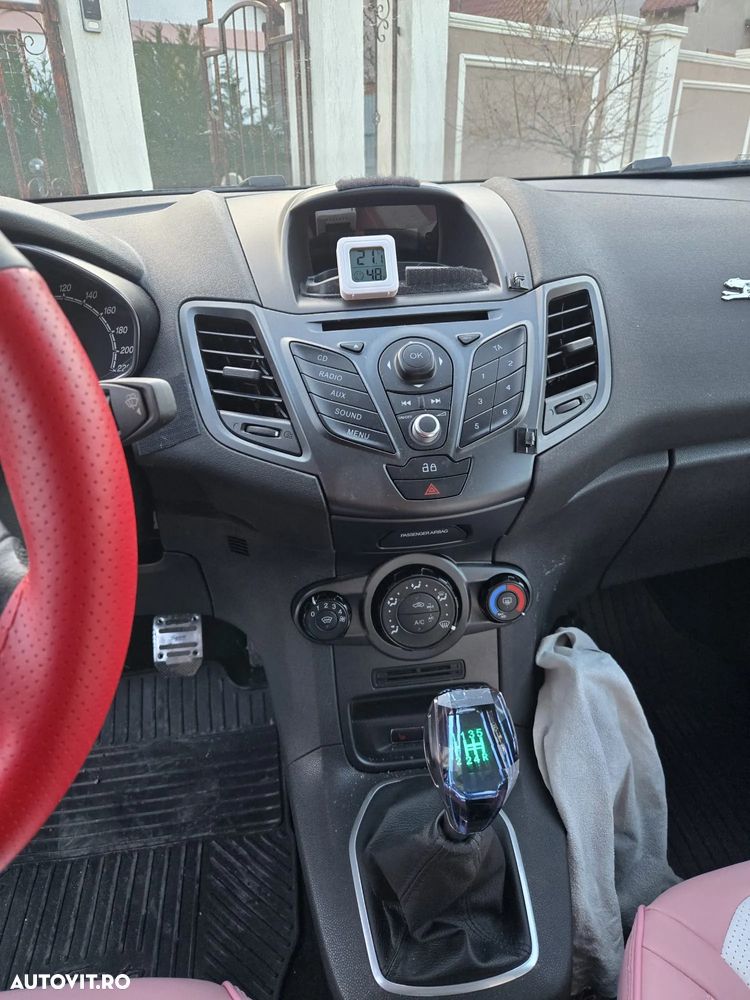 Ford Fiesta 1.25 Celebration - 6