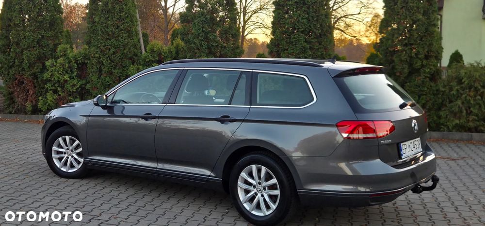 Volkswagen Passat 2016 photo 2