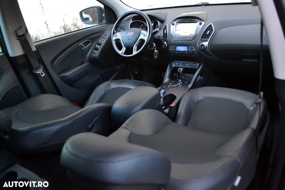Hyundai ix35 2.0 CRDI 4WD Automatik Style - 11