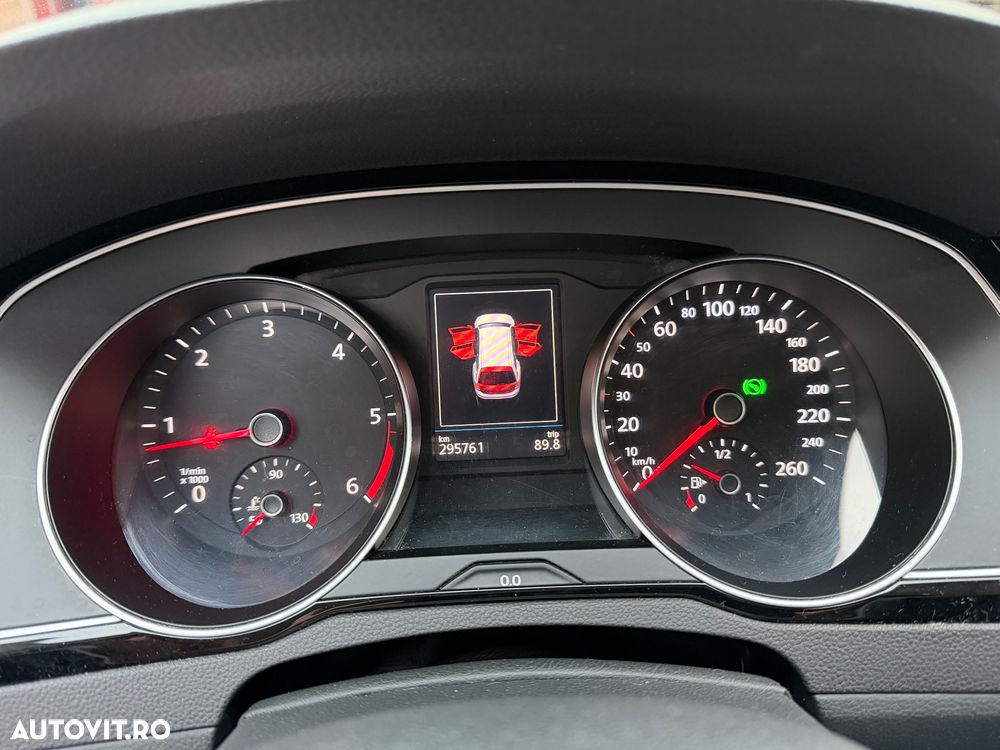 Volkswagen Passat Variant 2.0 TDI DSG Comfortline - 6