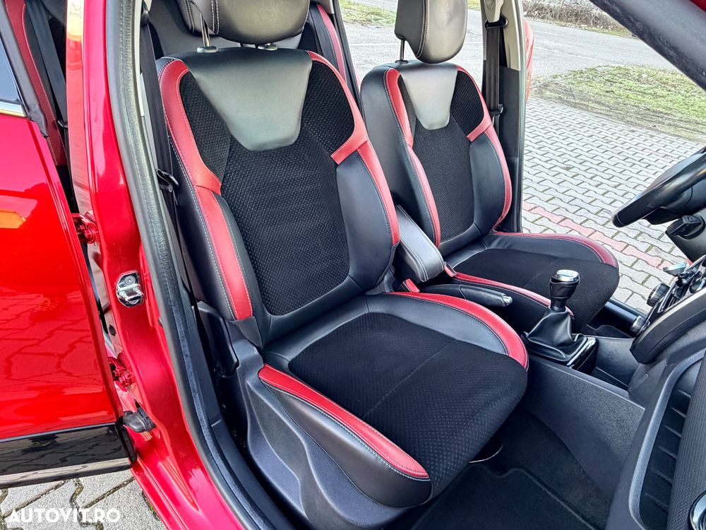 Renault Clio (Energy) dCi 90 Bose Edition - 29