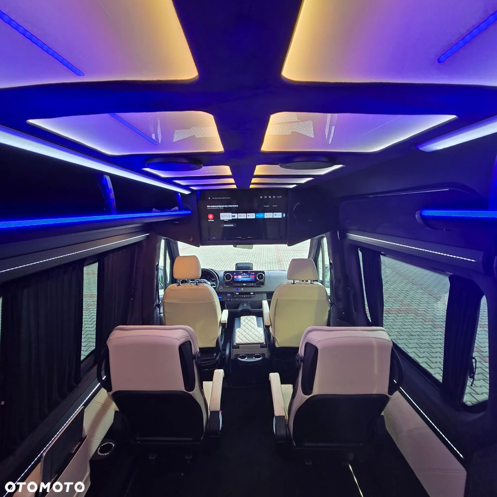 Mercedes-Benz Sprinter 319 CDI 907.235 - 16