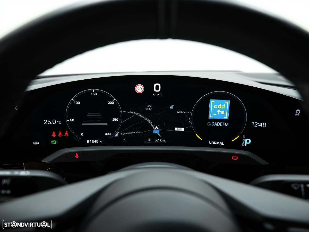 Porsche Taycan 4S - 18