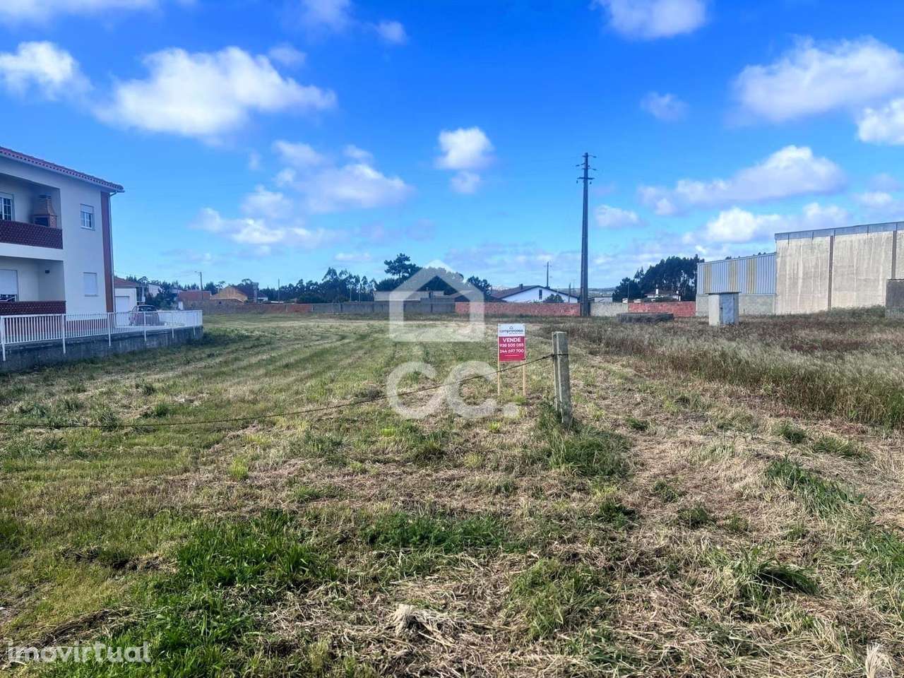 VIEIRA DE LEIRIA---Terreno para construção urbana, com duas frentes, á - Grande imagem: 2/12