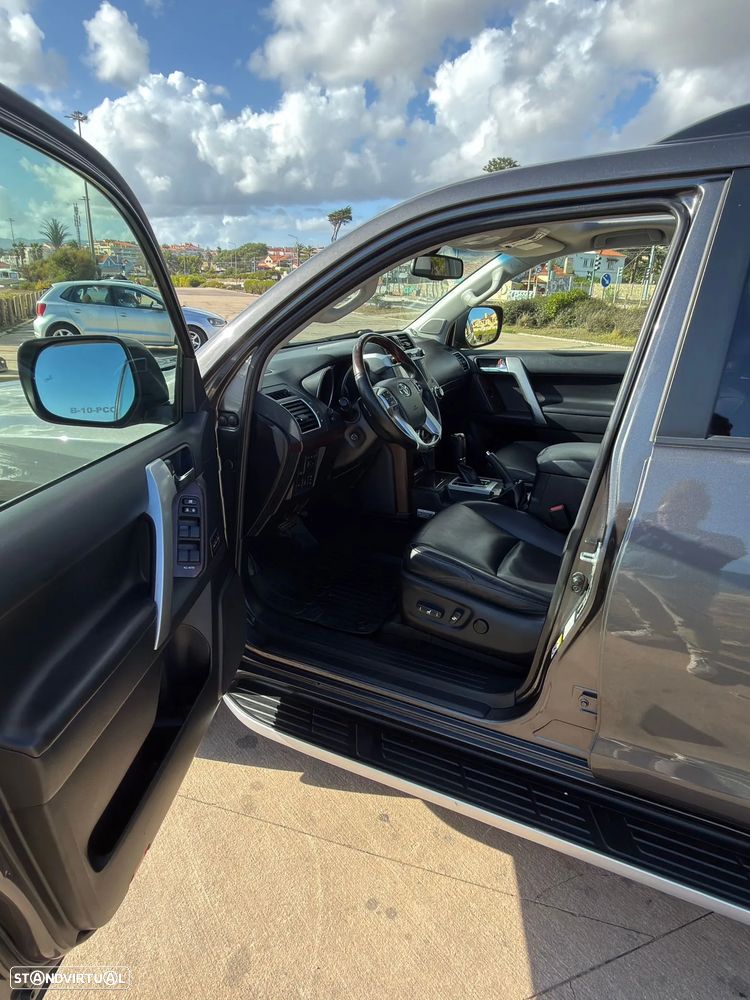 Toyota Land Cruiser 3.0 D-4D Luxury CA - 8