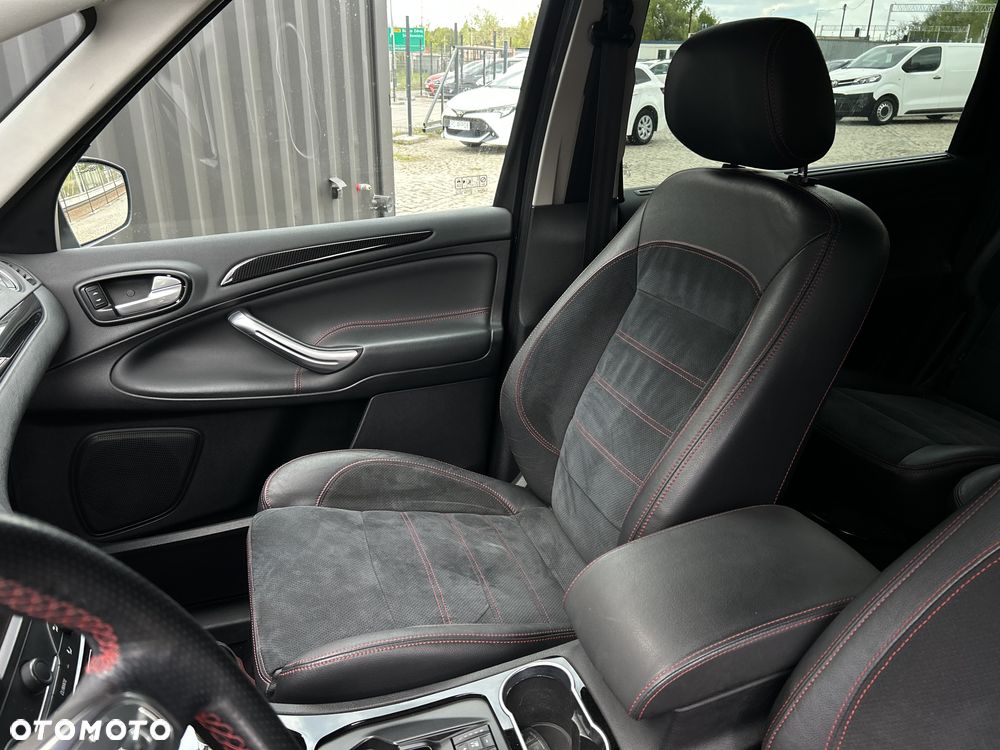 Ford S-Max 2.0 EcoBoost ST-Line - 20