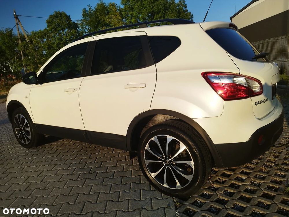 Nissan Qashqai 2.0 360 CVT - 10