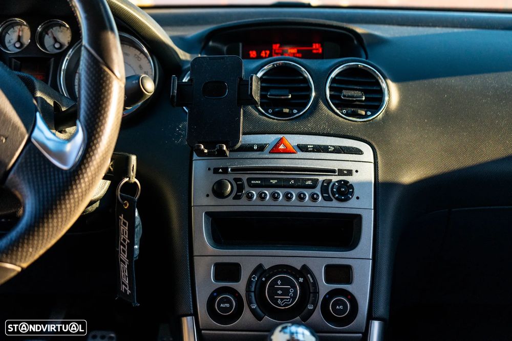 Peugeot 308 1.6 e-HDi Sportium CVM6 - 15