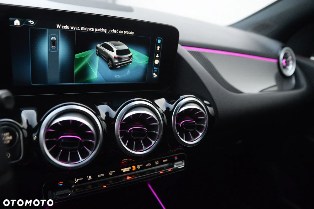 Mercedes-Benz GLA 200 d 4-Matic AMG Line 8G-DCT - 8