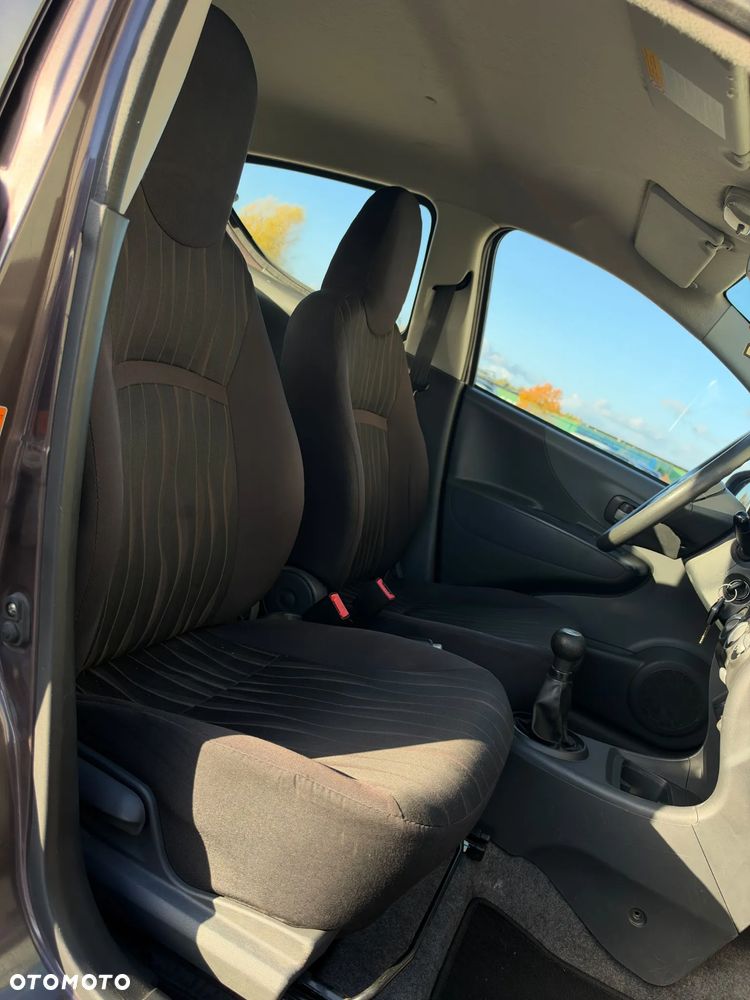 Nissan Pixo 1.0 more - 21