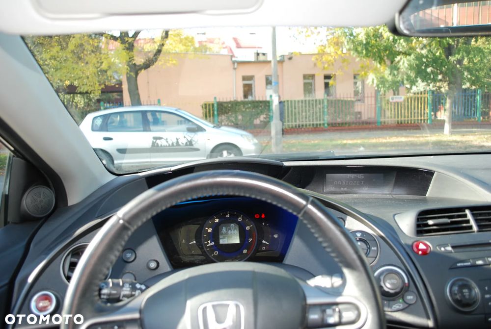 Honda Civic 1.4 i-VTEC - 16