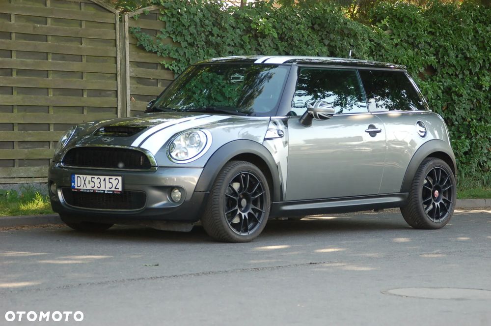 MINI Cooper S ver-coupe - 1