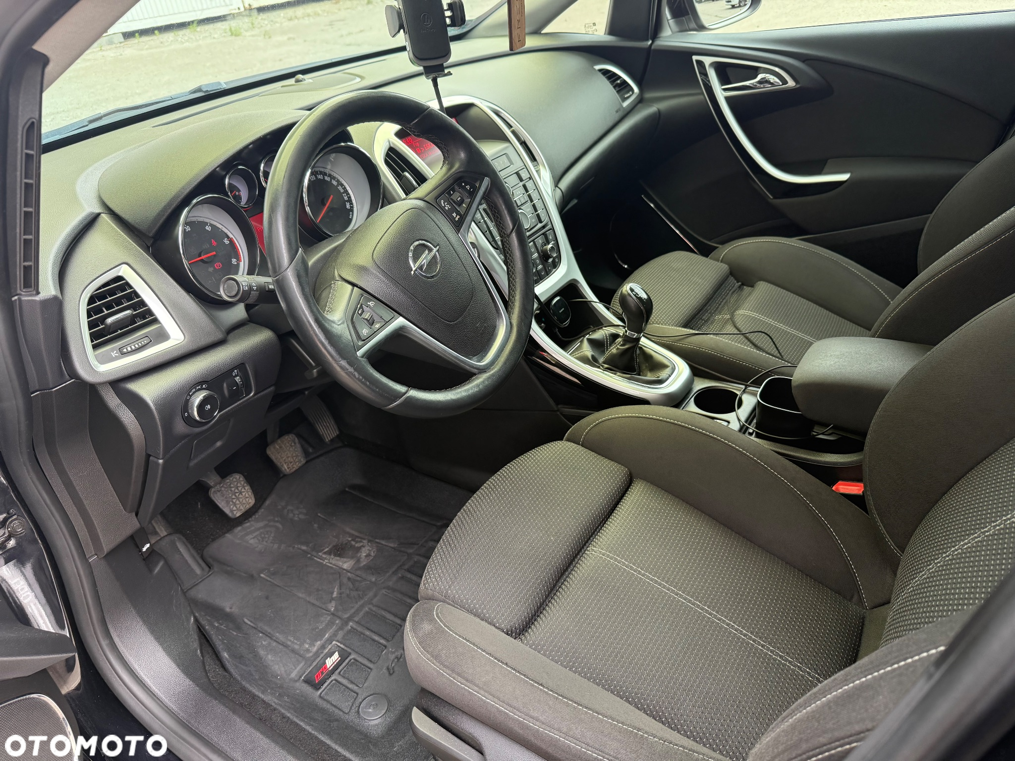 Opel Astra IV 2.0 CDTI Sport - 13