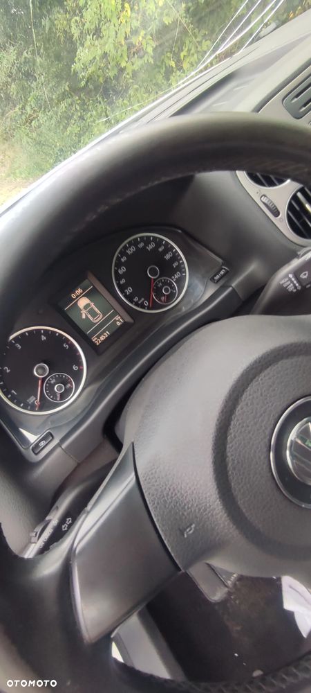 Volkswagen Tiguan - 4