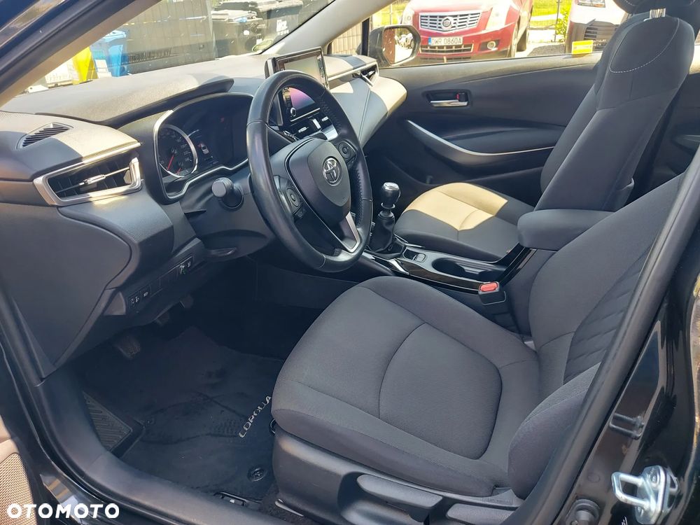 Toyota Corolla 1.5 Comfort - 9