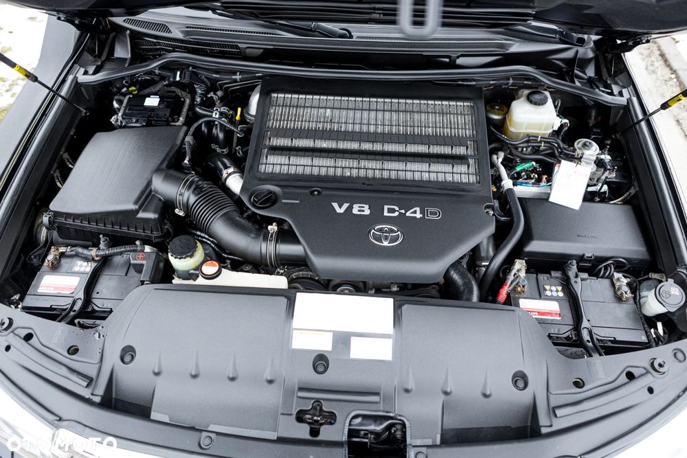 Toyota Land Cruiser LC 4.5 D-4D Prestige - 30