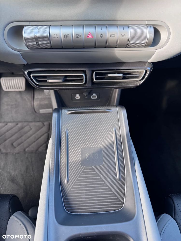 BYD Dolphin Surf 43.2kWh Comfort - 9