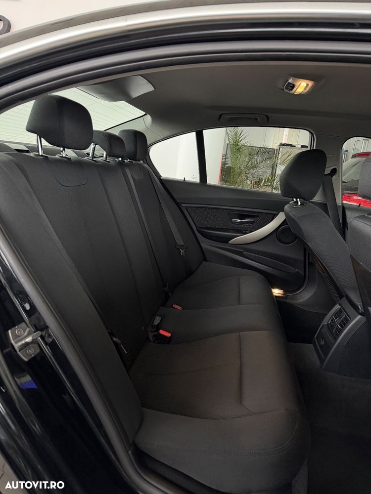 BMW Seria 3 - 31