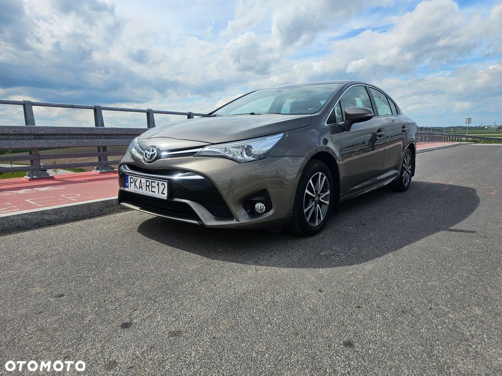 Toyota Avensis 1.8 Active MS - 1