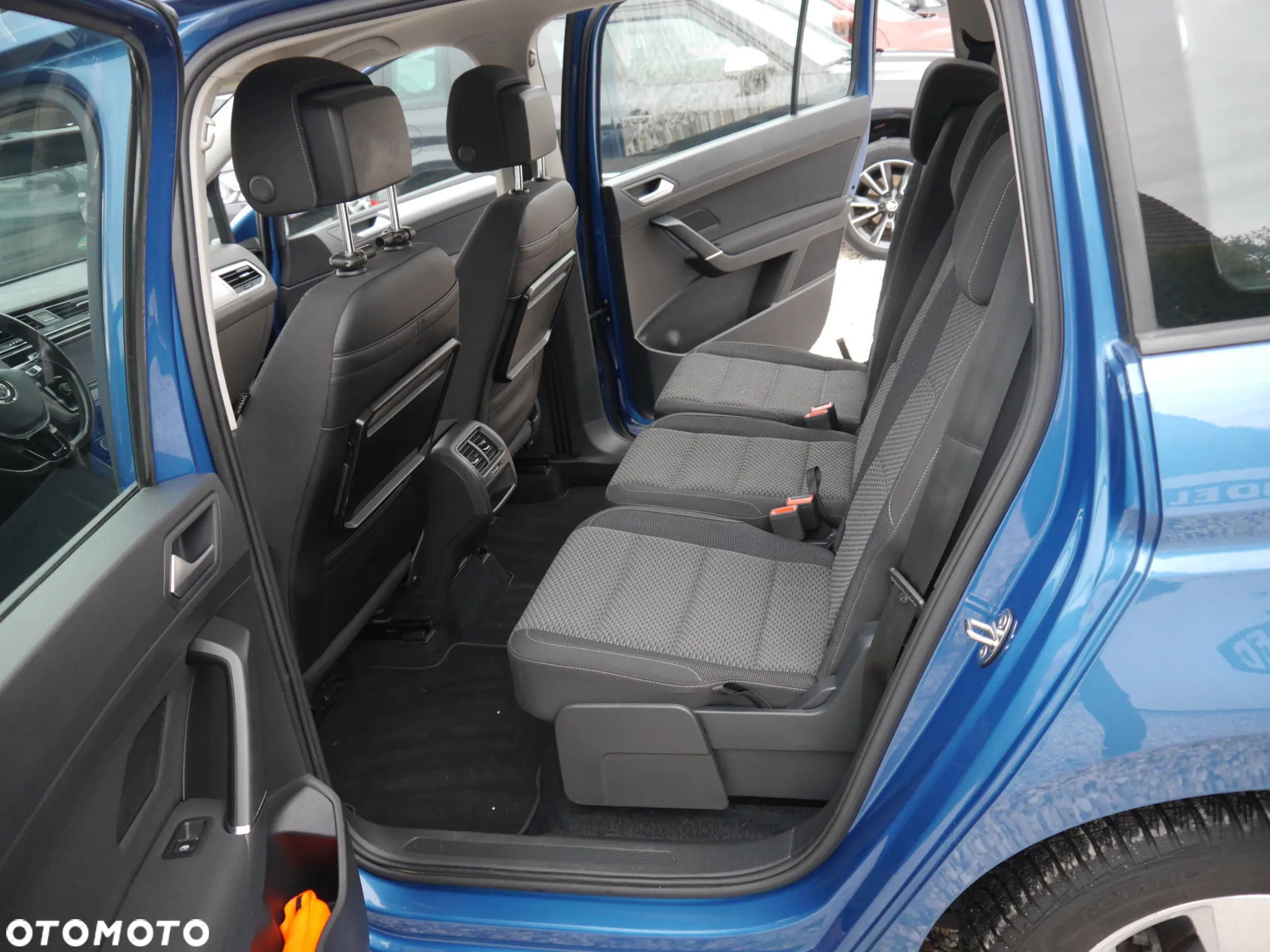 Volkswagen Touran 2.0 TDI SCR (BlueMotion Technology) DSG Comfortline - 15