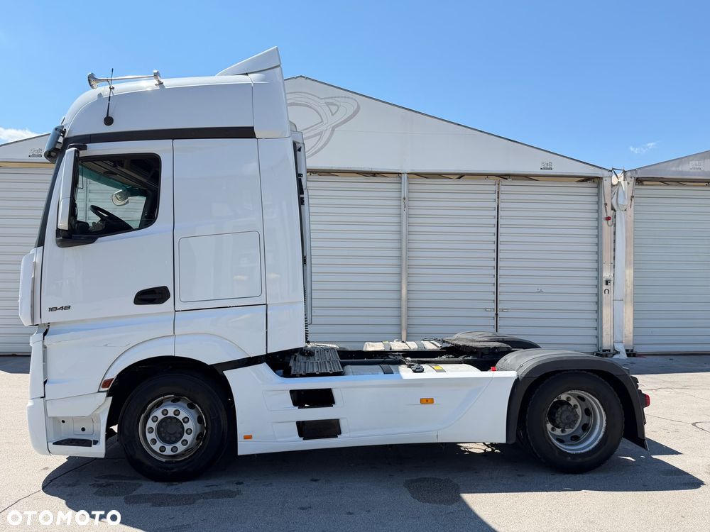 Mercedes-Benz Actros - 1