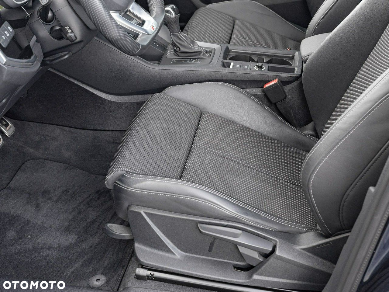 Audi Q3 Sportback - 14