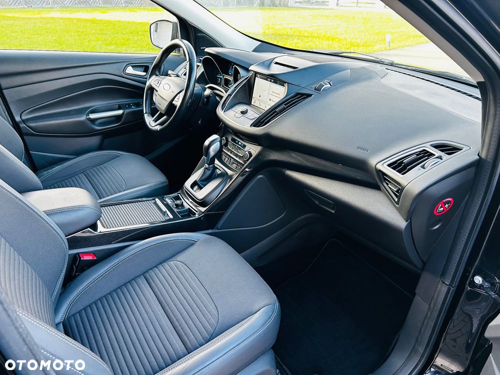 Ford Kuga 2.0 TDCi 4x4 Titanium - 16