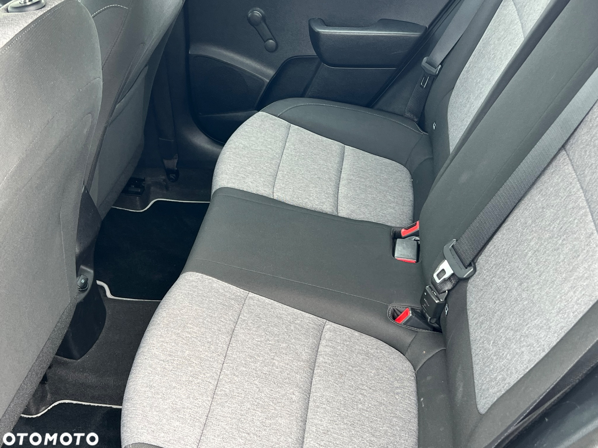 Kia Stonic 1.0 T-GDI 100 OPF Dream-Team Edition - 16