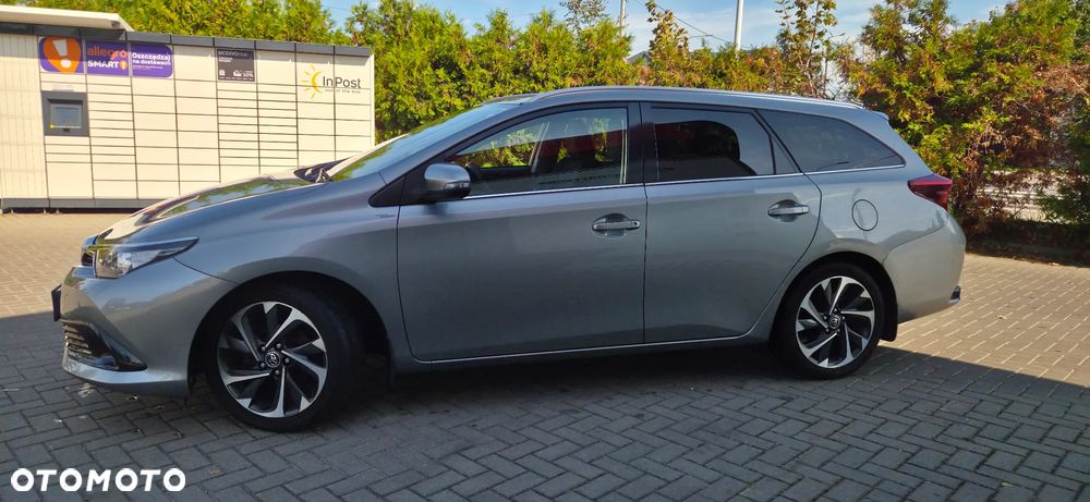 Toyota Auris 1.6 D-4D Design Edition - 7