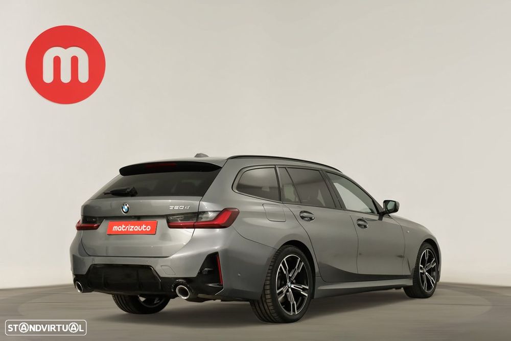 BMW 320 d Pack Desportivo M Auto - 4