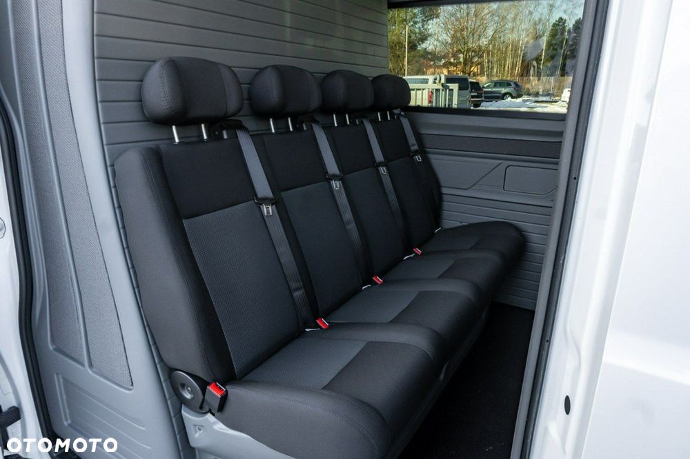 Volkswagen Crafter - 12