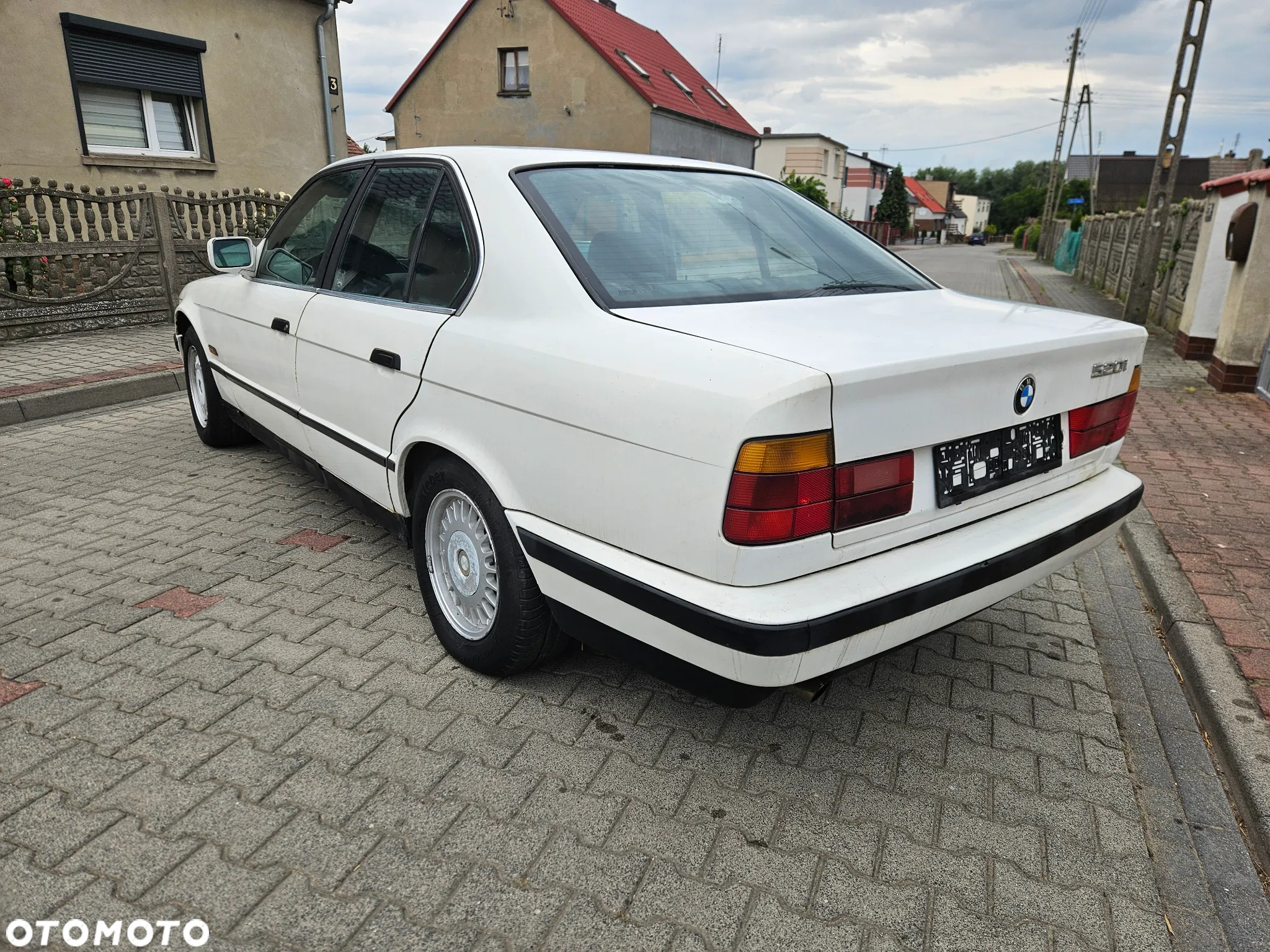 BMW Seria 5 520i - 6