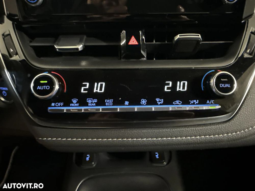 Toyota Corolla - 18