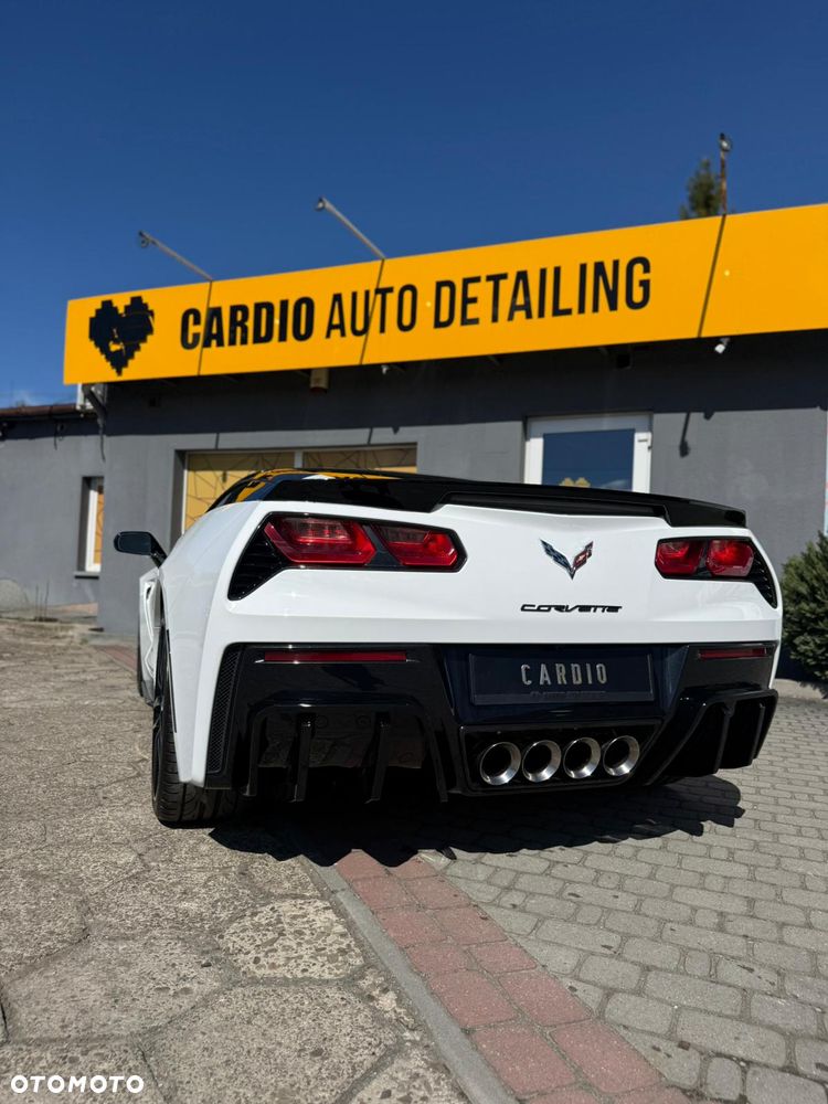 Chevrolet Corvette - 6