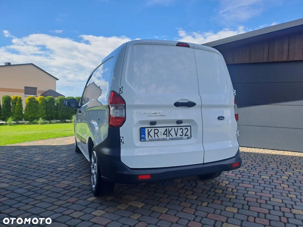 Ford Transit Courier - 2