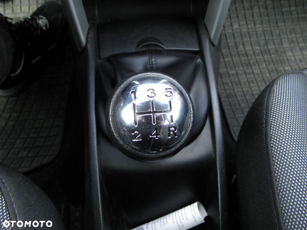Peugeot 207 1.4 HDi Trendy - 9