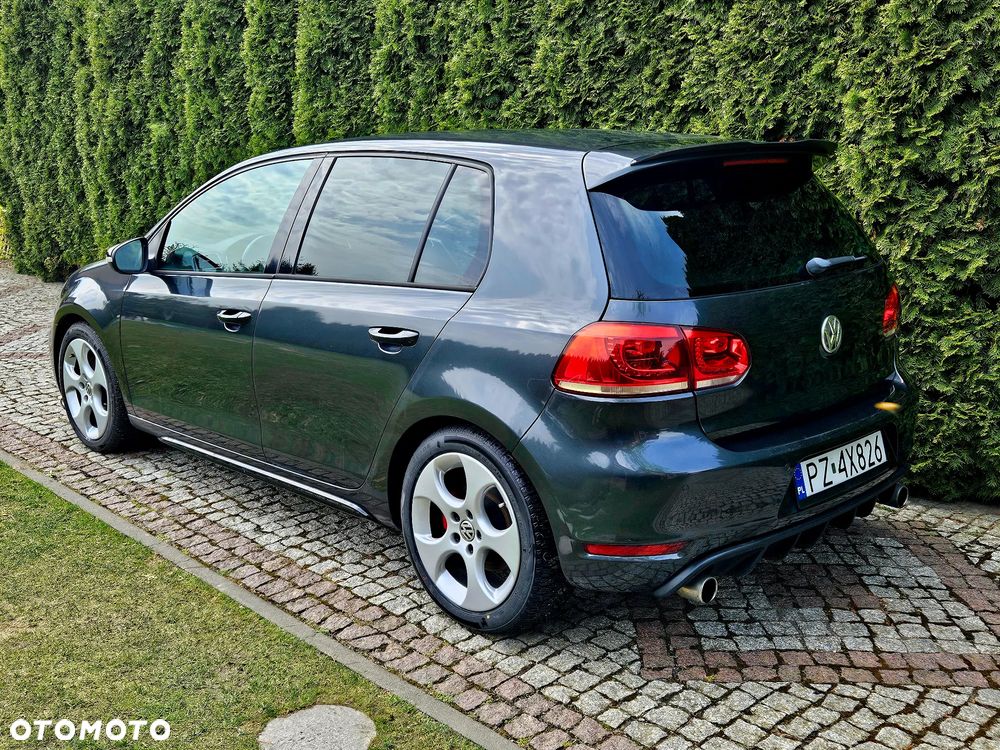 Volkswagen Golf 2.0 TSI GTI - 3