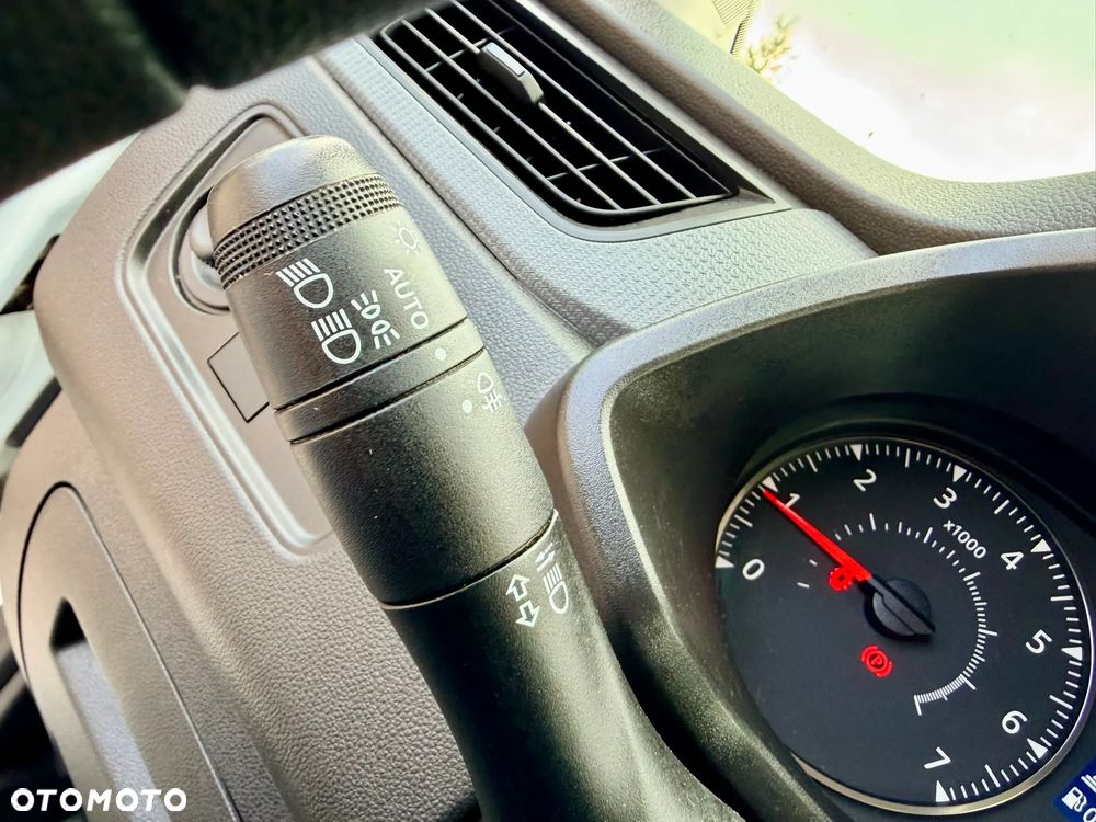 Renault EXPRESS - 19