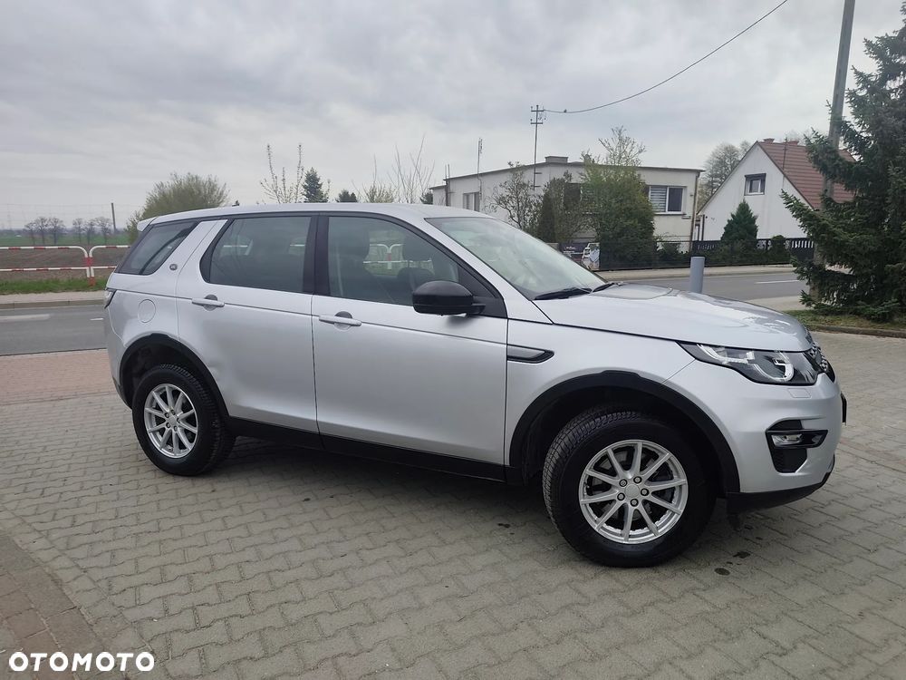Land Rover Discovery Sport D150 HSE - 12